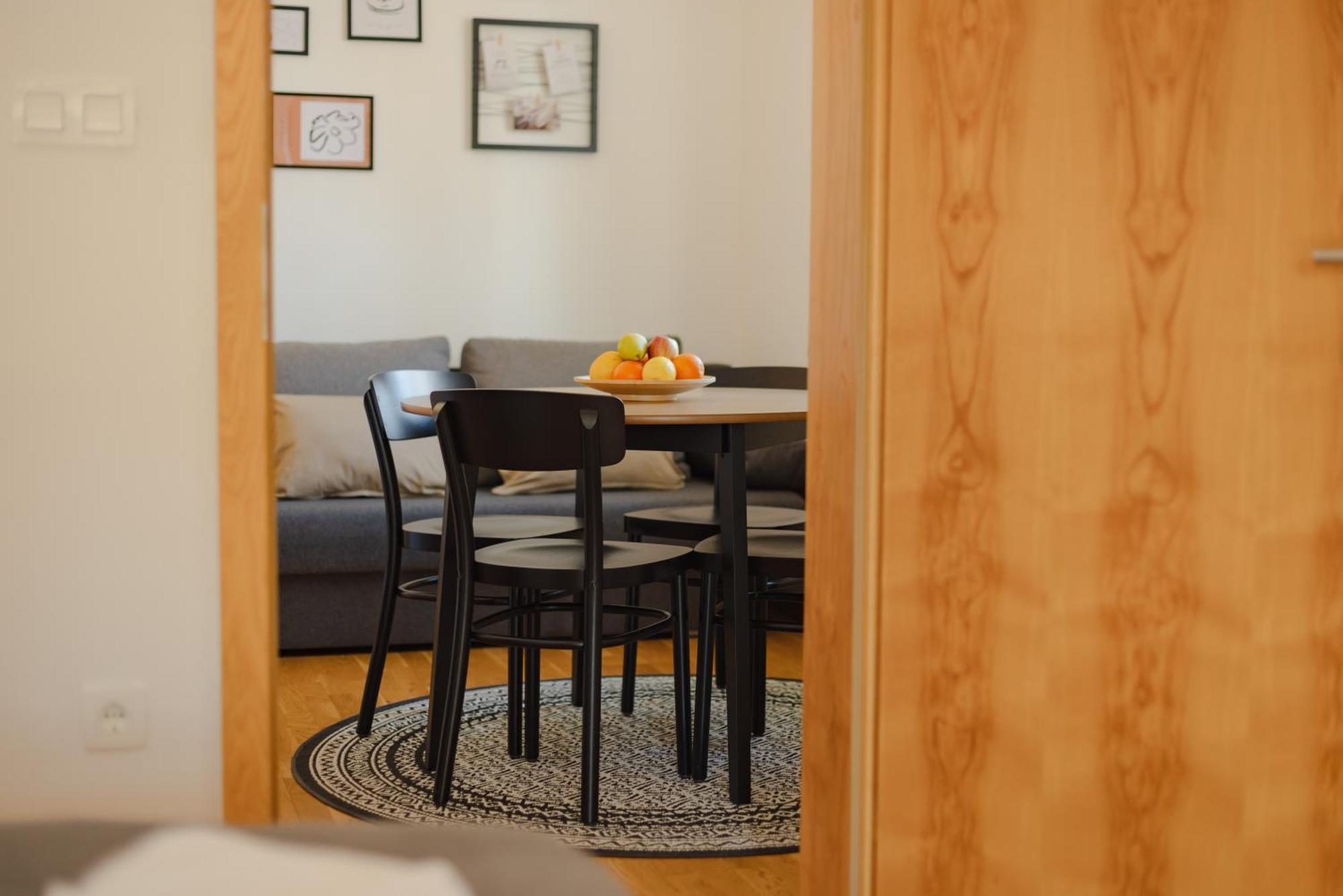 Vila Klara Apartments Ljubljana Eksteriør bilde