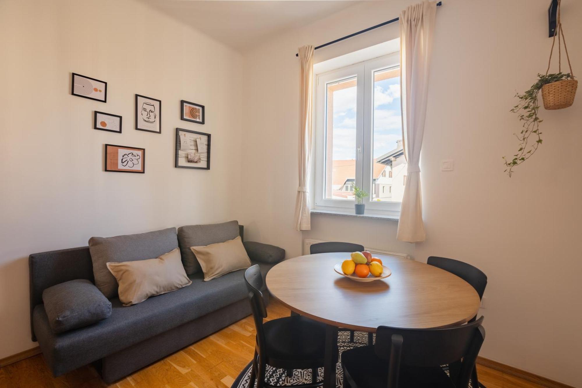 Vila Klara Apartments Ljubljana Eksteriør bilde
