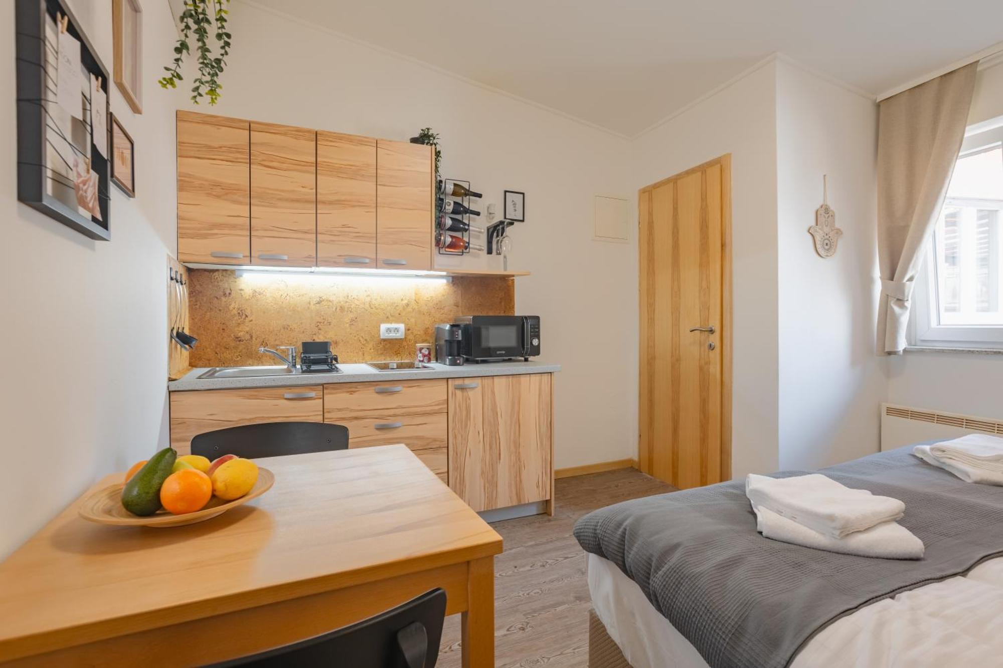 Vila Klara Apartments Ljubljana Eksteriør bilde