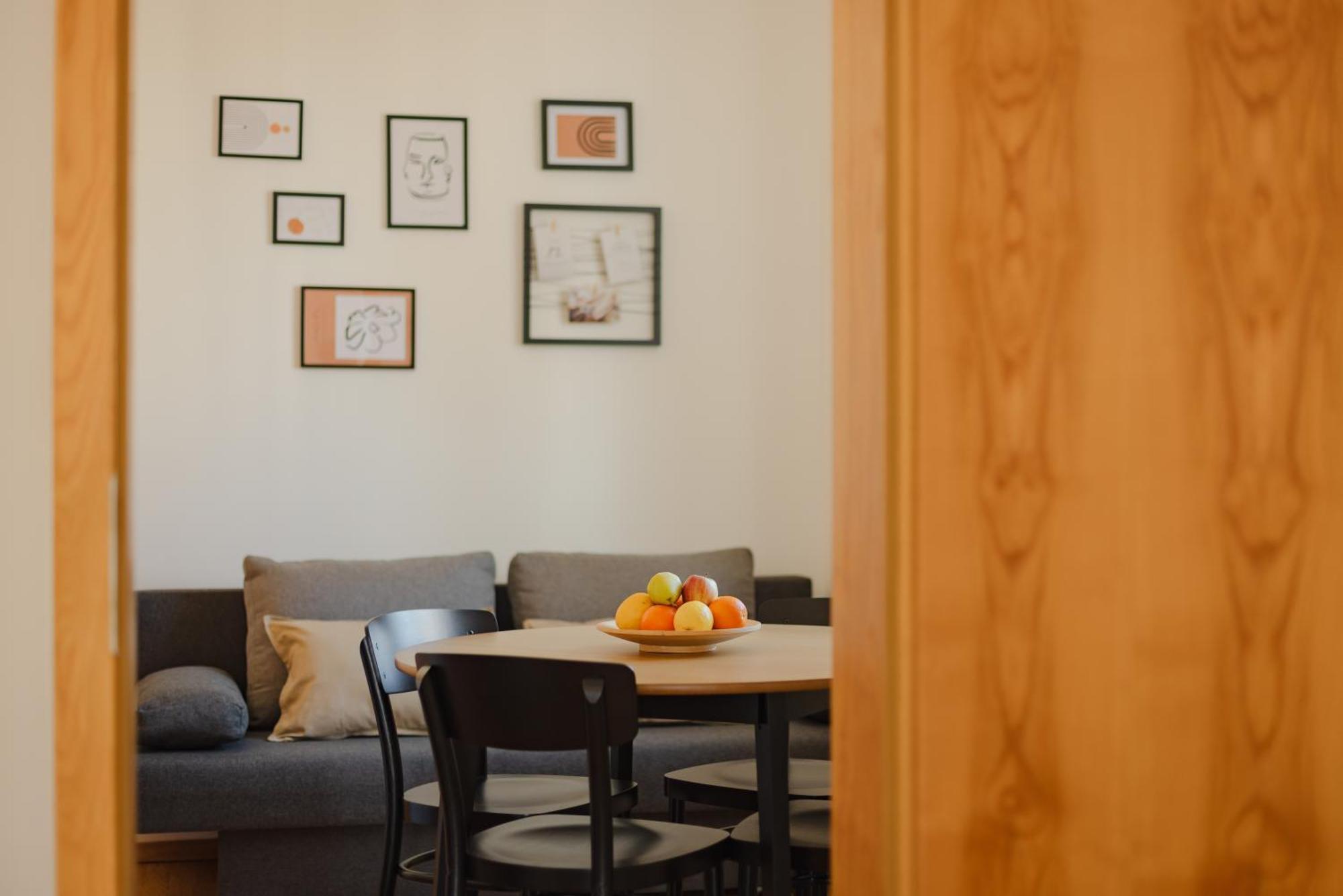Vila Klara Apartments Ljubljana Eksteriør bilde