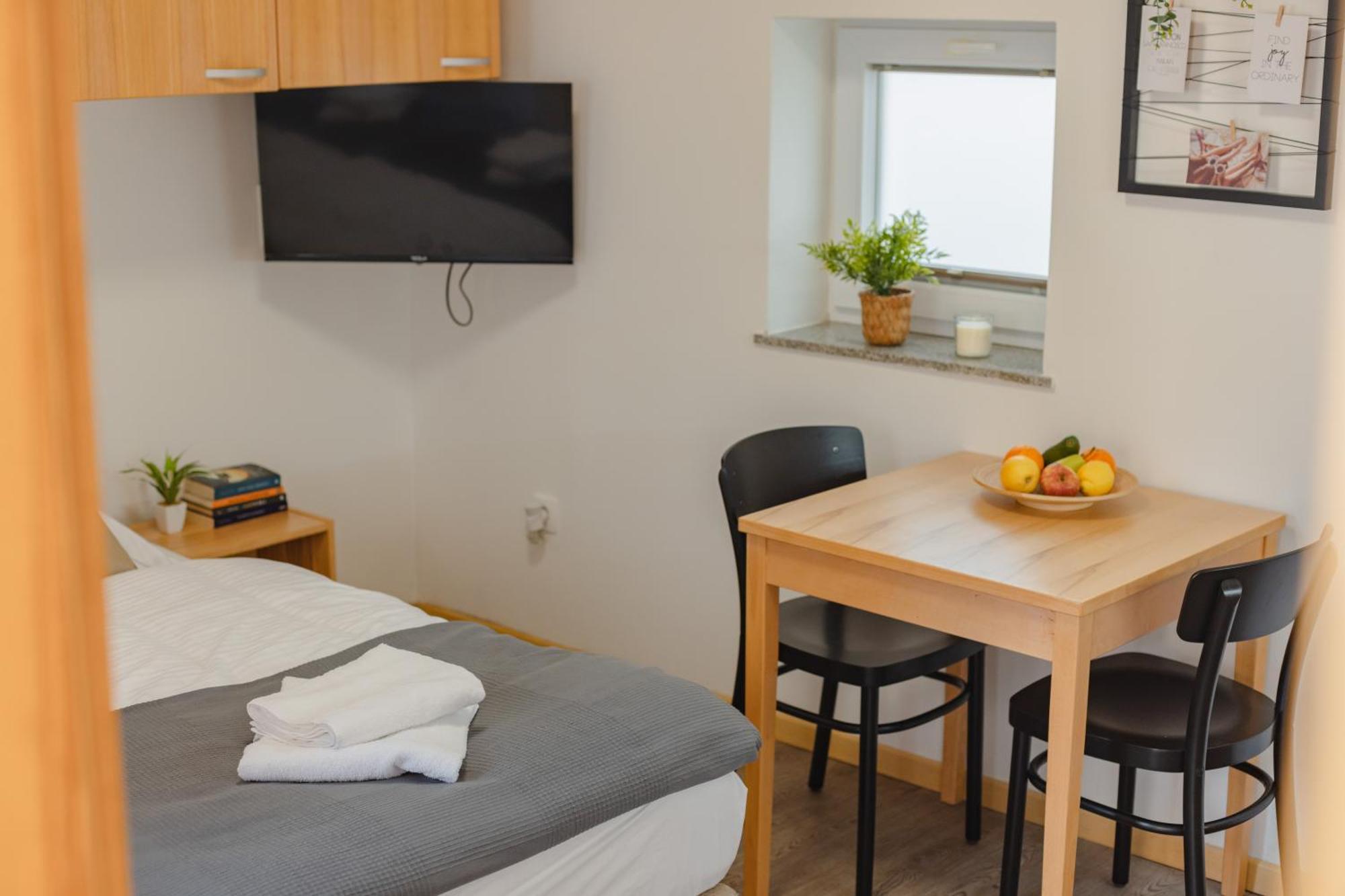 Vila Klara Apartments Ljubljana Eksteriør bilde