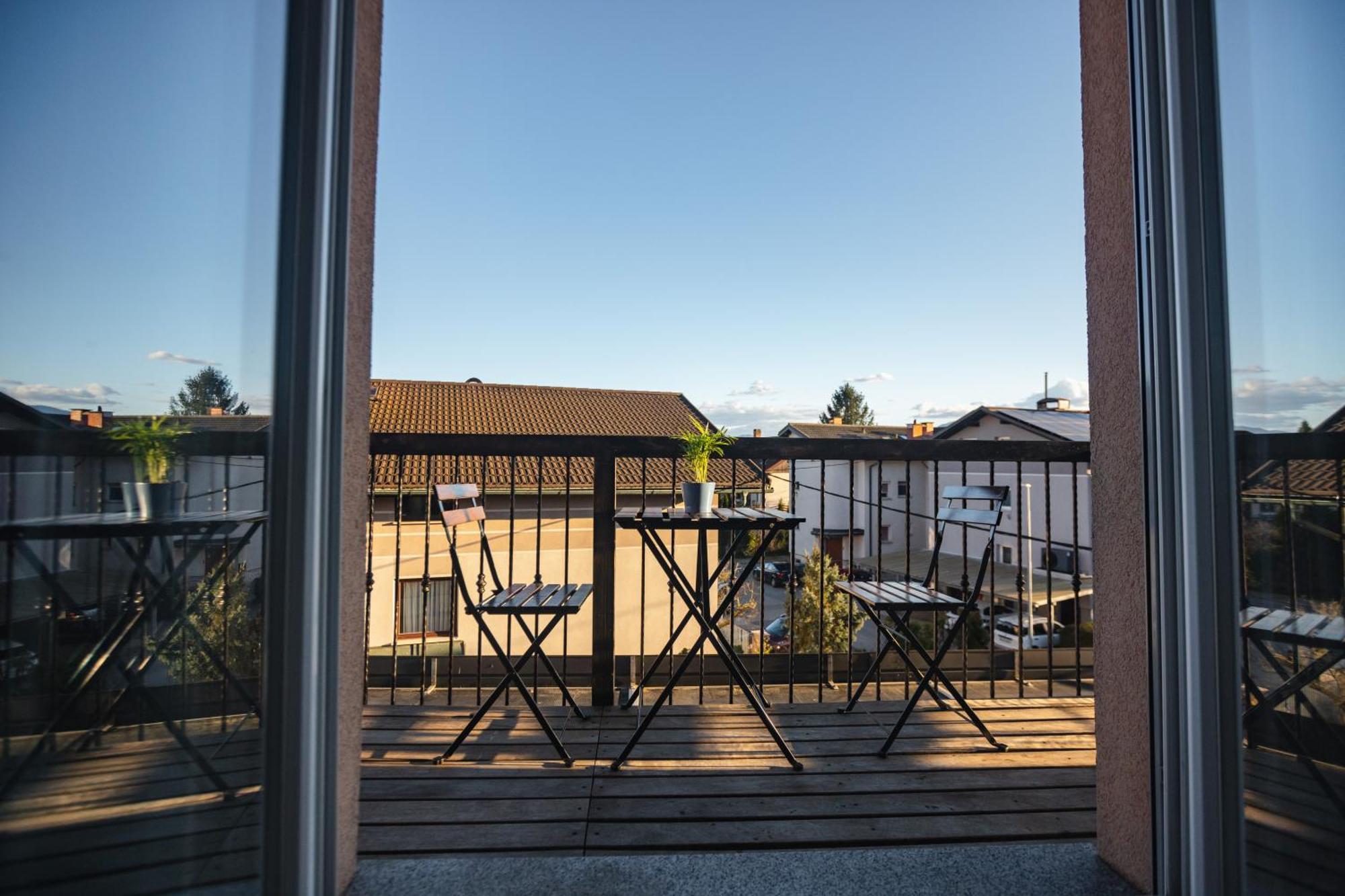 Vila Klara Apartments Ljubljana Eksteriør bilde